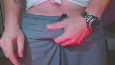 sbutter online show from December 3, 10:12 pm