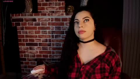 SCARLATTA DESIRE online show from April 16, 3:17 am