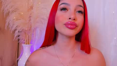 scarleett jones online show from October 14, 11:30 pm