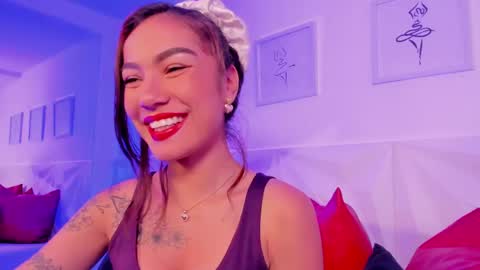 Scarlet online show from April 17, 4:53 pm