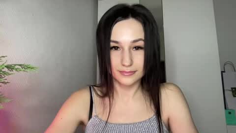 scarletbliss_ online show from February 3, 5:24 pm