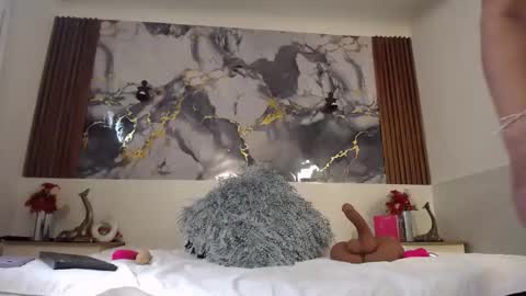 Scarleth online show from March 9, 2:32 pm