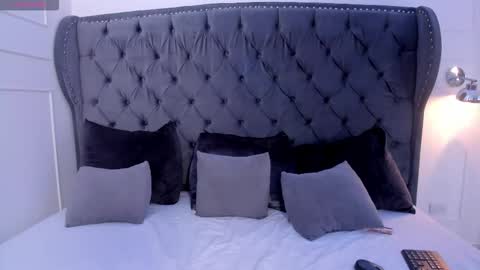    online show from October 9, 10:59 pm