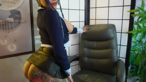 Scarlett Collins online show from June 10, 8:40 pm