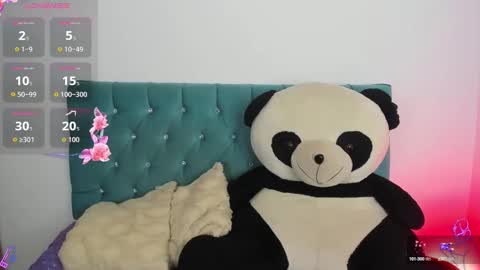 Snapshot of scarlett_lewis2 chatting on October 12, 4:05 am SweetScarlett online show from October 12, 4:05 am