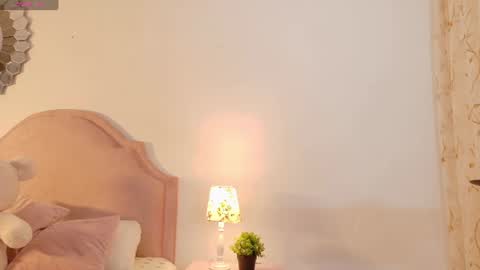scarlett_star01 online show from July 18, 2:52 pm