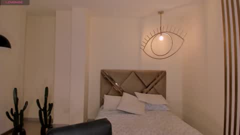 Sacrlett Blaze online show from February 12, 12:09 pm