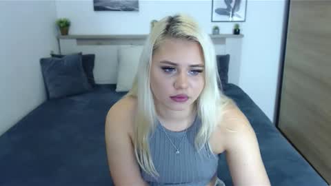 Hi there guys  My pleasure in your hands  pvt is open online show from November 10, 7:44 am