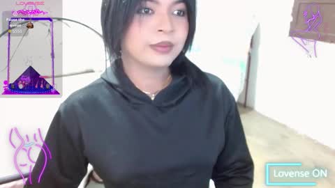 KARLA online show from November 30, 7:10 pm