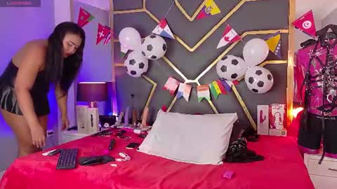 Scarlett Hot online show from July 5, 12:01 pm