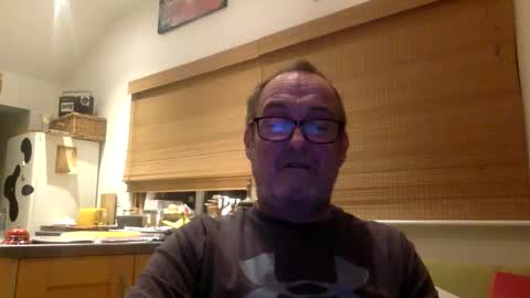 Snapshot of scbiggersballs chatting on October 5, 9:33 pm scbiggersballs online show from October 5, 9:33 pm