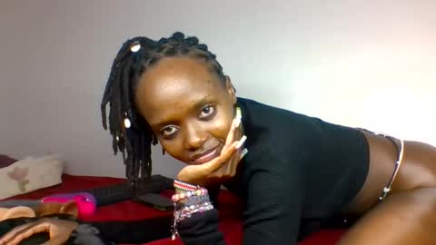 scentedfriction online show from November 22, 12:09 am