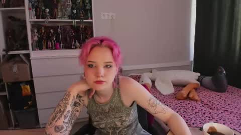 Rina online show from March 7, 7:41 am