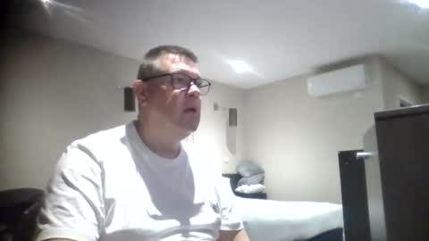 Scoobs online show from October 15, 8:48 am