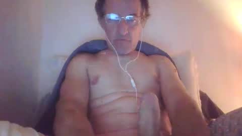 scotchwhieskie online show from October 11, 11:30 pm