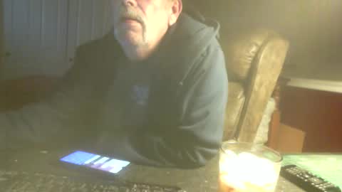 scotsman_62 online show from November 28, 2:41 am