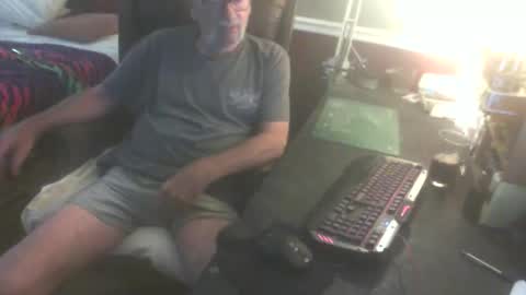 scotsman_62 online show from March 11, 7:55 am