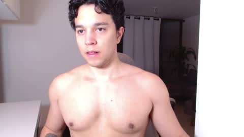 Twitter Scott brasher1 Instagram Camiloestuardo2 online show from June 25, 3:03 am