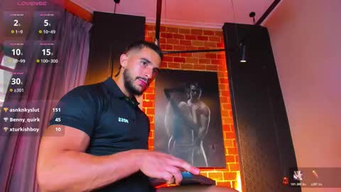 Scottfischer  online show from December 19, 7:42 pm