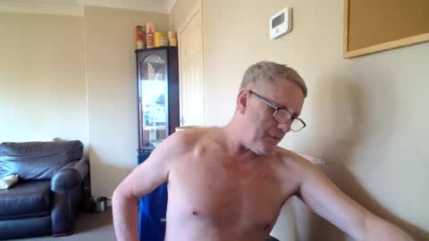 James online show from July 15, 5:06 pm
