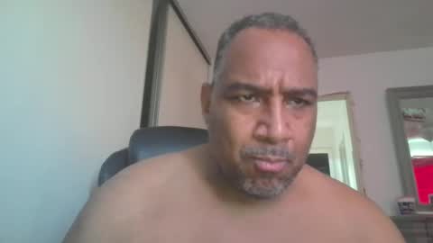sdblkmale2131 online show from September 11, 3:46 pm