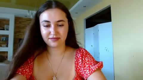 Elizabeth  online show from June 21, 8:21 am