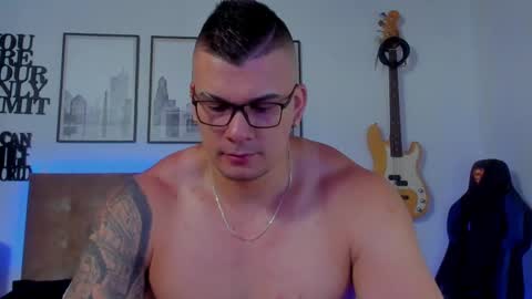 Sean Carrera online show from September 18, 3:10 am