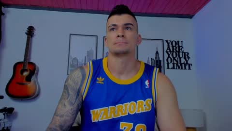 Sean Carrera online show from January 3, 11:25 am