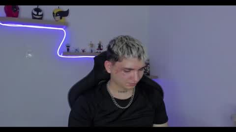 Sebastin online show from November 8, 4:59 am