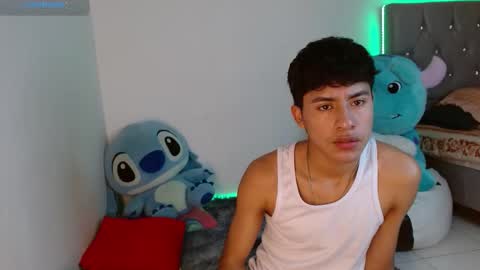 sebas_fire4 online show from March 26, 10:37 pm
