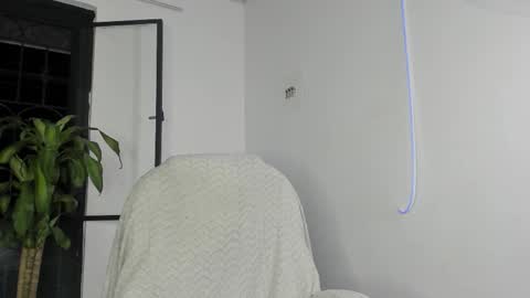 sebastian online show from September 22, 11:09 pm