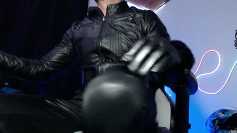 Sebastian online show from January 8, 9:59 am