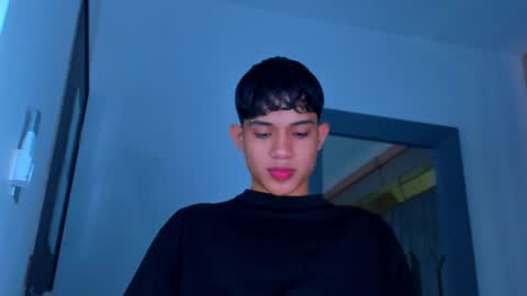 Sebastian online show from November 26, 9:11 pm