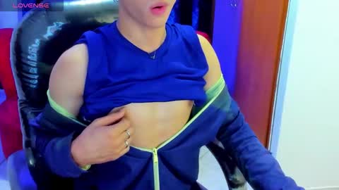 JUSTIN online show from November 26, 12:24 pm