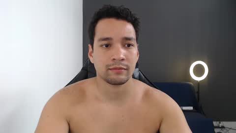 Snapshot of secretboy5000 chatting on January 23, 2:07 pm Jex online show from January 23, 2:07 pm