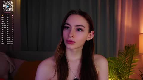 Lily online show from April 2, 3:19 pm