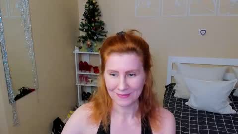 seductive_foxy_ online show from December 15, 1:40 pm