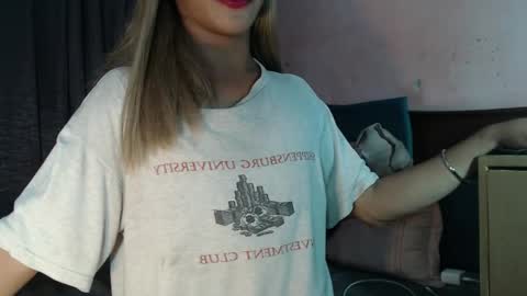 seductive_levie69 online show from March 25, 11:06 am