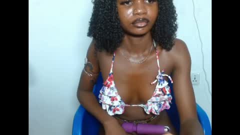 seductive_sugar247 online show from April 18, 7:07 pm