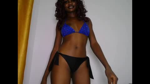 seductive_sugar247 online show from May 12, 4:38 pm