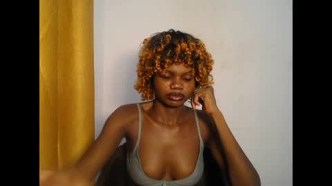seductive_sugar247 online show from May 31, 6:09 pm
