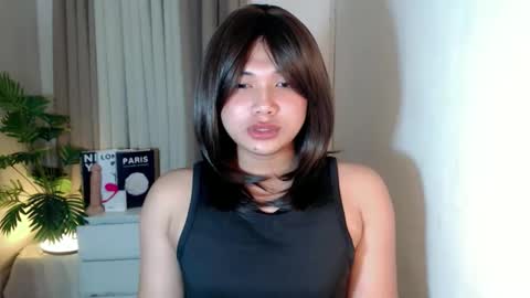 Deluxe online show from December 3, 10:10 pm