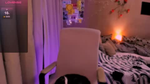 selectrra online show from February 18, 4:51 pm