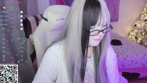 Selena  online show from January 14, 6:43 am