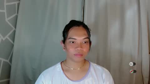 Selena online show from February 1, 5:04 am