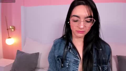 Selena Rous online show from September 12, 1:35 pm