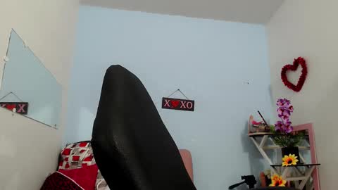 selene online show from November 3, 1:34 pm