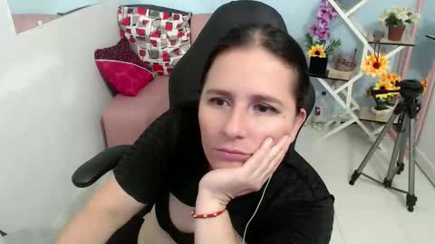 selene online show from October 1, 6:40 pm