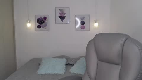 selene_rouse_ online show from May 14, 12:31 am