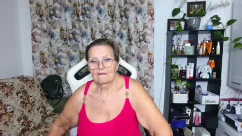 Selenna online show from December 19, 1:39 am